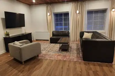 Image de Unique 2 bed/2 bath unit at The Primary, the former Stone Lake Elementary School