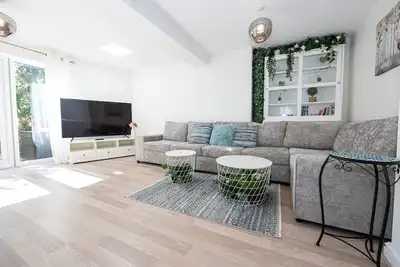 Image de GuestReady - Un havre au bord de la rivière