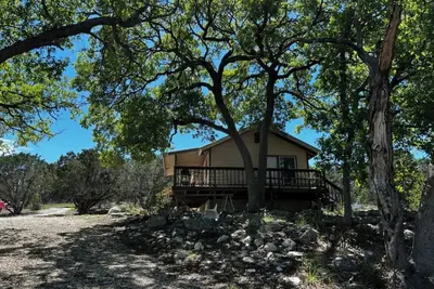 Image de Twin Oaks Cabin out in the country, quiet and relaxing