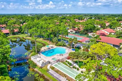 Image de End Villa/Private View/Heated Pool/Pickleball/7883