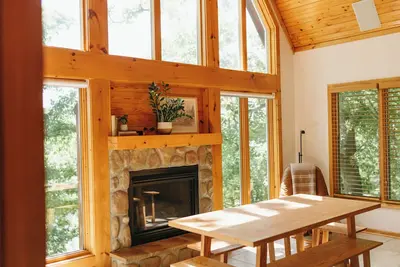 Image de Bower Lodge: Lakeview - Cozy Luxurious 4bd