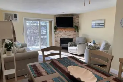 Relaxing Winnipesaukee Condo!