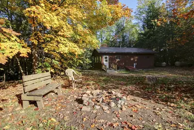 Image de Cozy, quiet, Wisconsin Northwoods Lakeside Cabin w/private dock. Pet friendly