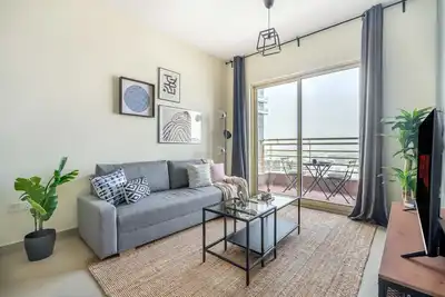 Image de GuestReady - Vue sur le centre-ville à Jlt
