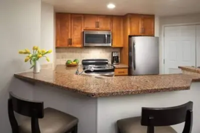 Image de Marriott Shadow Ridge Villas Cochella fest. April 12, 13 and, 14 Special Discount!