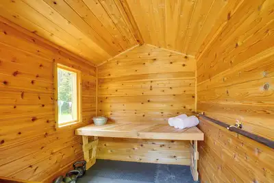 Image de 'The I House' Interlochen Home w/ Sauna, Fireplace