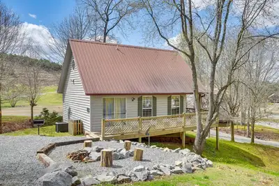 Image de Peaceful Guntersville Cabin: Fire Pit, Near Lake!