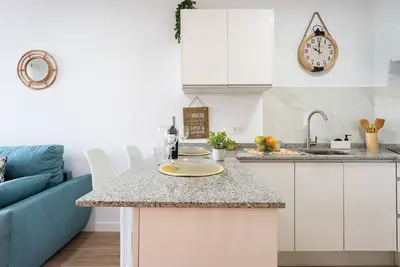 Image de MalagaSuite Cozy Studio & Pool Torremolinos