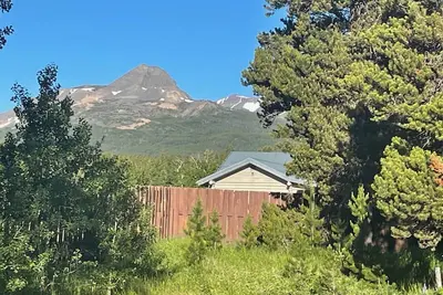 Image de The Pinecone Cottage East Glacier Park