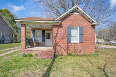 Image de House on Shurley - in a quiet neighborhood