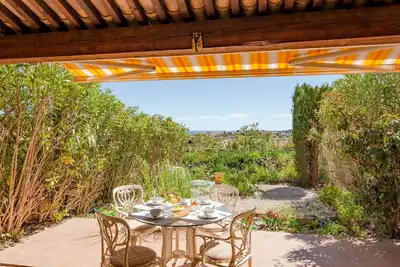 Image de Les Maisons du Golf by Interhome