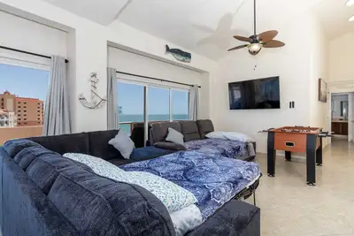 Image de Las Palmas 4br/4ba Penthouse Ov 701