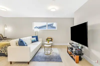 Image de Comfortable Studio Laneway Home