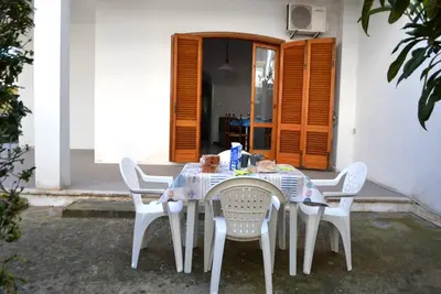 Image de Maison de vacances Nami pour six personnes avec espace extérieur