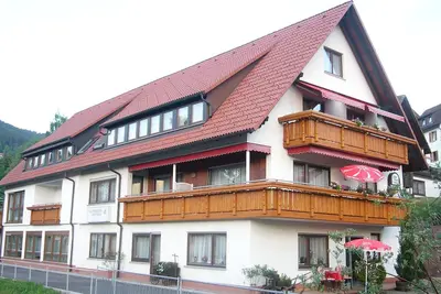 Image de Im Nationalpark Schwarzwald, gästehaus Central Ferienwohnung 65qm mit Balkon