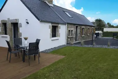 Image de Jolie maison rénovée avec goût proche plages et Gr 34