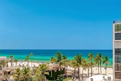 Image de Hollywood Beach Rooftop Pool
