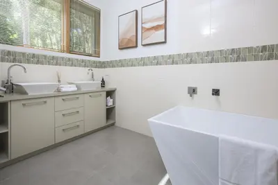 Image de Elliott Lodge - Two storey lifestyle property sleeps 10