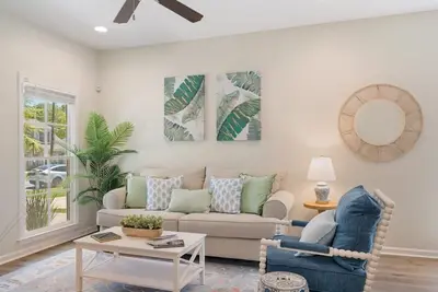 Image de Single Story, Fire Pit, Updated, Close to Downtown