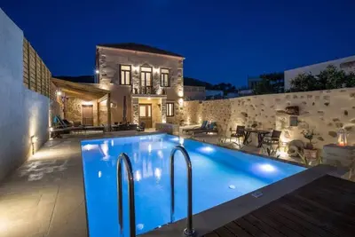 Image de Villa Theta with private pool by Amara Living