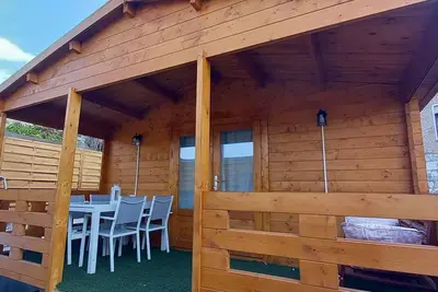 Image de El Mirador de Santiago. Casa Sierra Nevada. Bungalow de Madera con Piscina