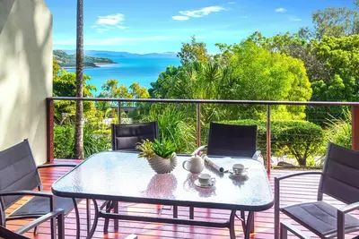 Image de Compass Point 7, Compass Point 7 on Hamilton Island