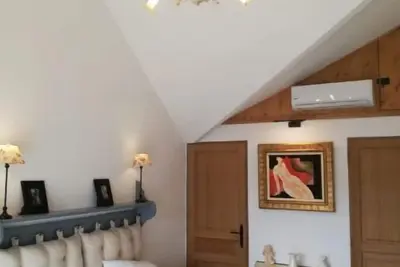 Image de Chambre Double de luxe \"Les Hirondelles\"