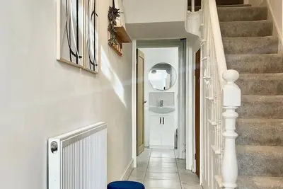 Image de Cozy & Spacious 3-bedroom home