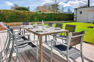 Image de 850 m plage la \"Cale de Beg Meil\", maison pour 8