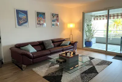 Image de Charmant 3 pièces vue mer, Calme et Piscine