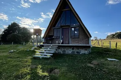 Image de Cabaña Alpina Encantadora en la Montaña con Starlink