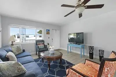 Image de Short Walk to Dining - Close to Beach - Snorkeling - Surfing - Wi-Fi