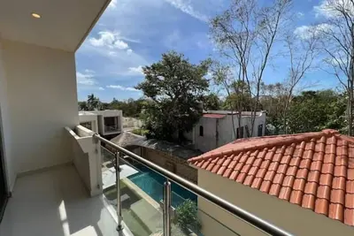 Image de Modern Condominium Amazing Location! \n\n