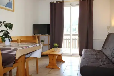 Image de 20m du centre station, 7ème étage, vue pistes de ski, télévision, casier à ski, 28m², Superdévoluy