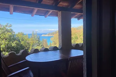 Image de Sea View apartment, 2 min walk from the beach