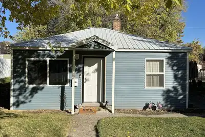 Image de Charming 2 bedroom, Near Downtown: Shop, Dine & Explore on Foot!