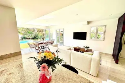 Image de Villa de Standing Golfe de Saint Tropez