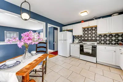 Image de Eclectic Winston-Salem Home: 3 Mi to Downtown!