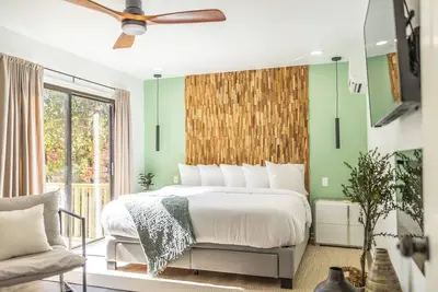 Image de Power & Water/Disaster Relief Stays/2br 2ba