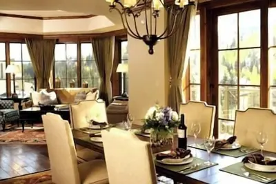 Image de 2 Ritz Carlton Club Residences Resort & Spa, Vail
