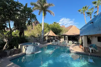 Image de Casa Margaritaville - A Spacious Ocean Front Property, for Friends and Family.