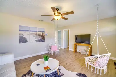 Image de Sebastian Retreat w\/ Screened Porch: 6 Mi to Beach