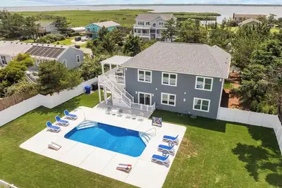 Image de Beach 2 Bay | 490 ft to the beach | Private Pool
