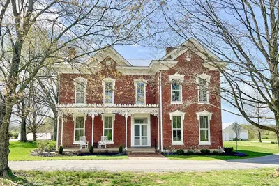 Image de Historic Home Farm Stay in the Heart of Bourbon Country