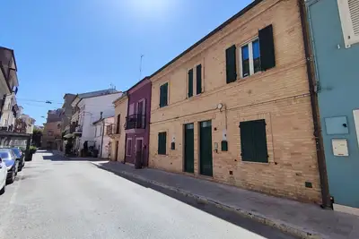Image de [Seaside Village] Gem in the Heart of the Center