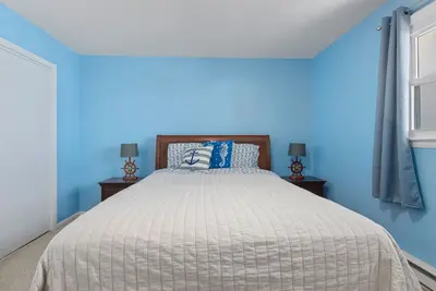 Image de Couples retreat + Pets Ok! Center of Town: Unit #2