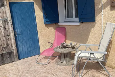 Image de Maison de vacances 'Maison Gruissan Mateille' avec terrasse privée et Wi-Fi