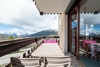 Image de Appartement 'Appartement Bdl' avec vue sur montagne et balcon