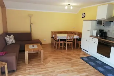 Image de Ferienwohnung 2 - Ferienwohnungen SchĂĽpferlingshof