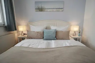 Image de 11 Ferienappartement Jasmund mit Balkon - Appartementhaus Haus Arkona